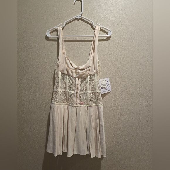 Free People Odette Mini Dress Sz 2 NWT - Picture 6 of 9